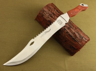 Crocodile camping knife