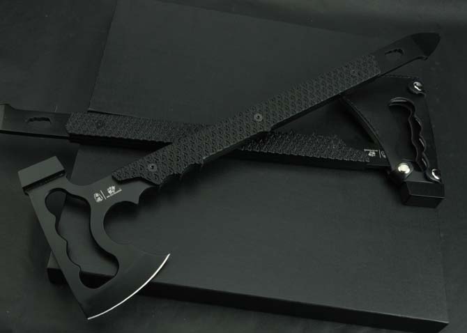 Han Dao - military police with axe