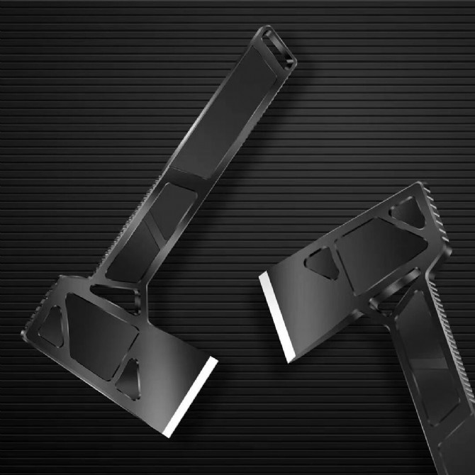 A commando axe